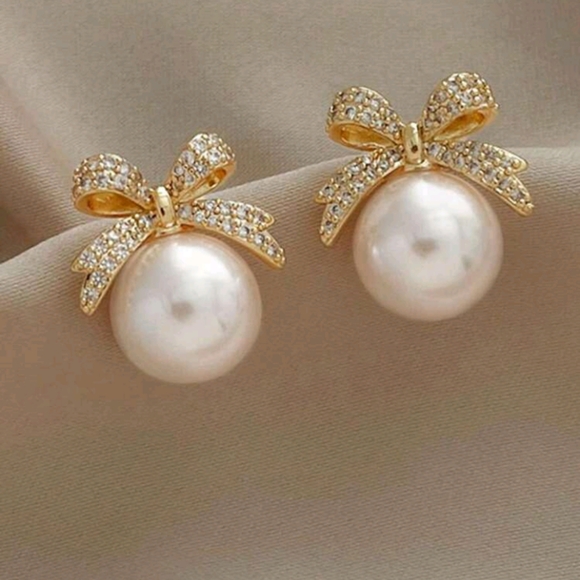 #120. PopBowknot-Shaped Pearl & Diamond Inlaid Earrings. - Picture 2 of 3
